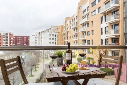 Apartamento T3 para Arrendamento em Parque das Nações