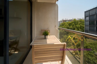 Apartamento T3 para Arrendamento em Parque das Nações