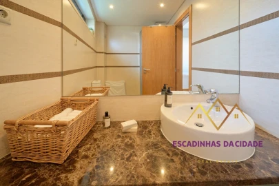 Apartamento T3 para Arrendamento em Parque das Nações