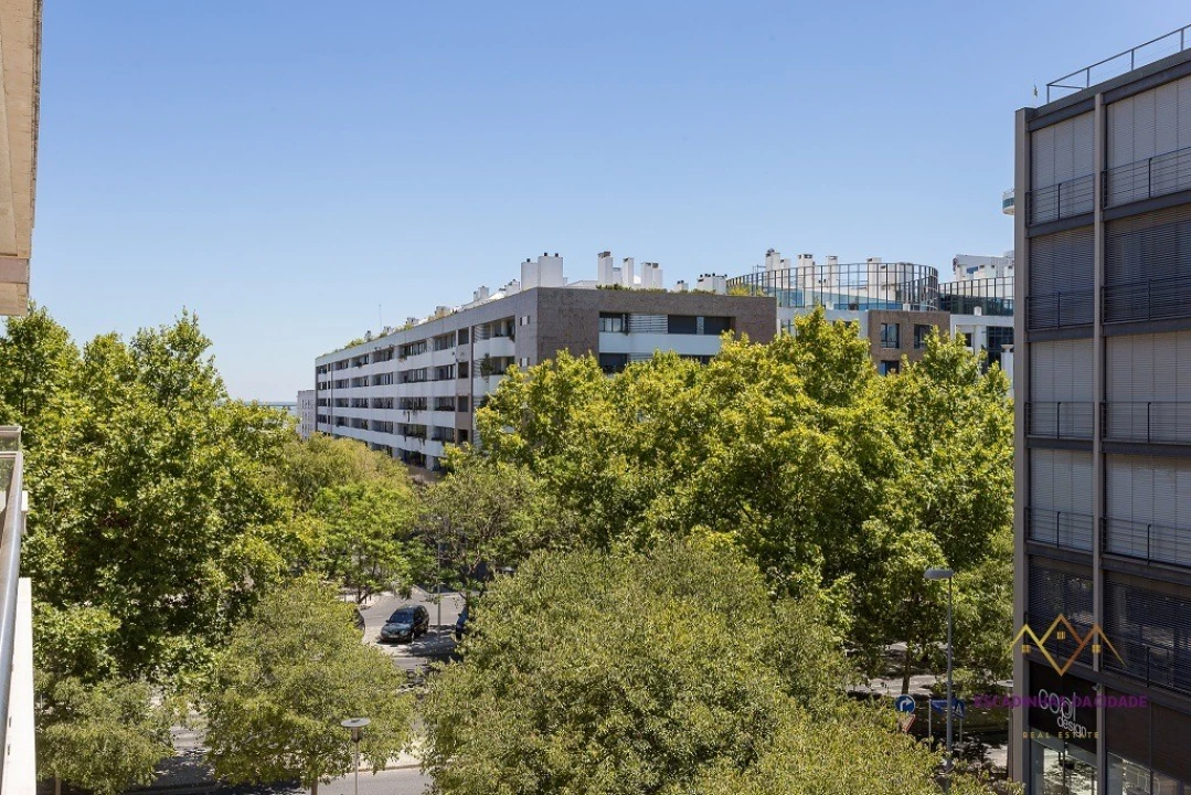 Apartamento T3 para Arrendamento em Parque das Nações Foto 23