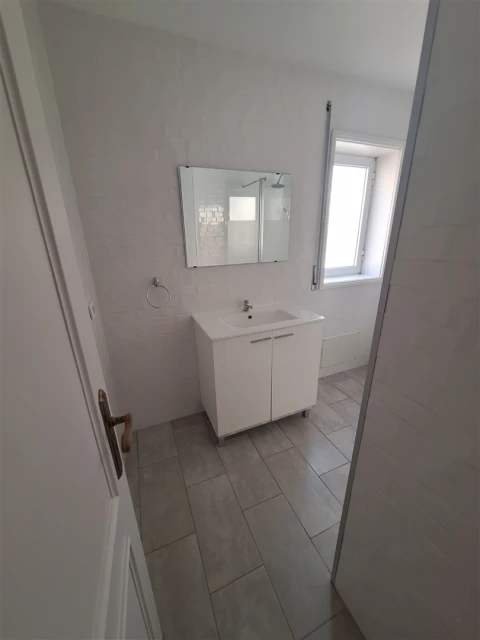 Apartamento T2 para Arrendamento em Mafamude e Vilar do Paraíso
