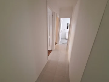 Apartamento T2 para Arrendamento em Mafamude e Vilar do Paraíso