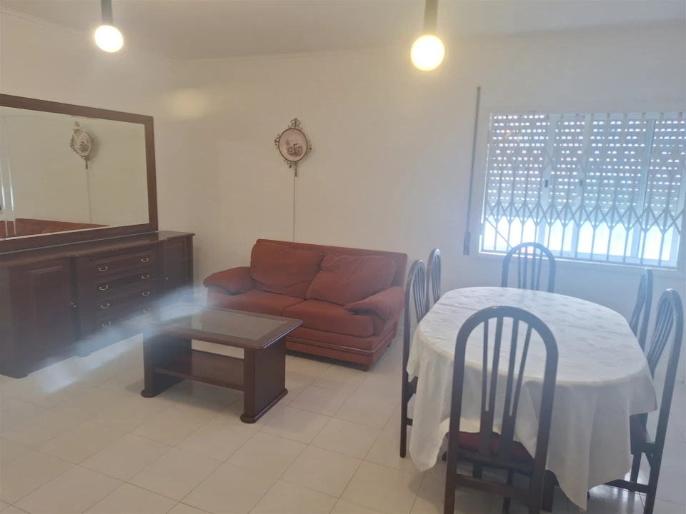 Apartamento T2 para Arrendamento em Mafamude e Vilar do Paraíso Foto 4