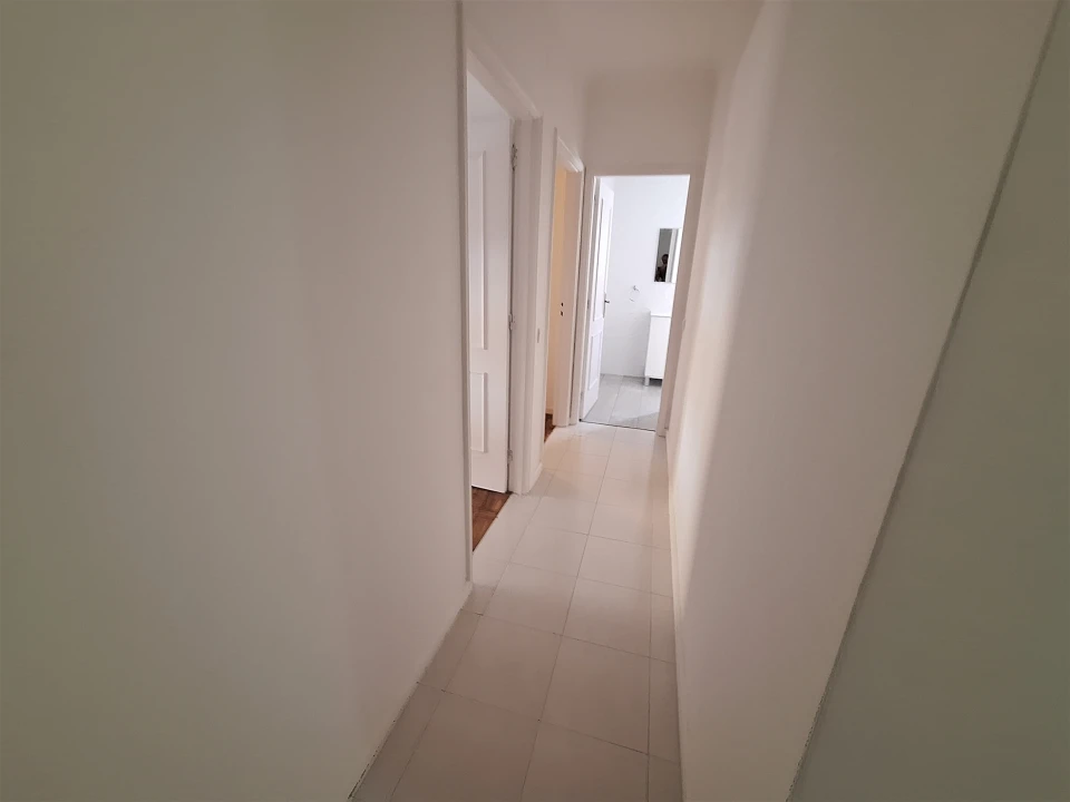 Apartamento T2 para Arrendamento em Mafamude e Vilar do Paraíso Foto 17