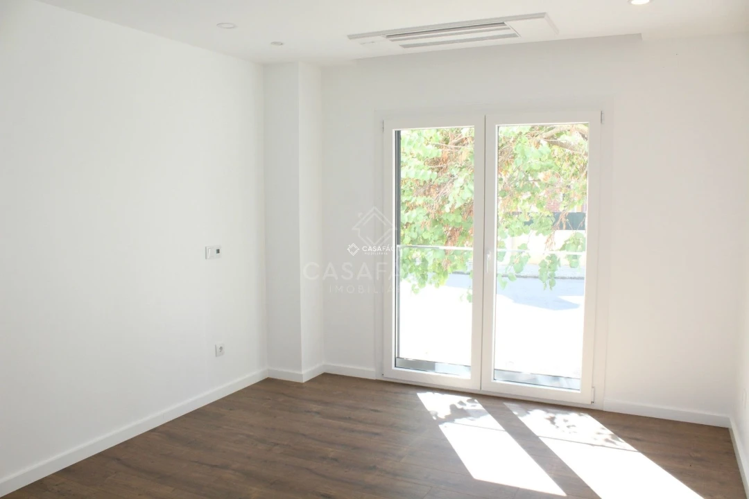 Apartamento T3 para Arrendamento em Alcochete Foto 8