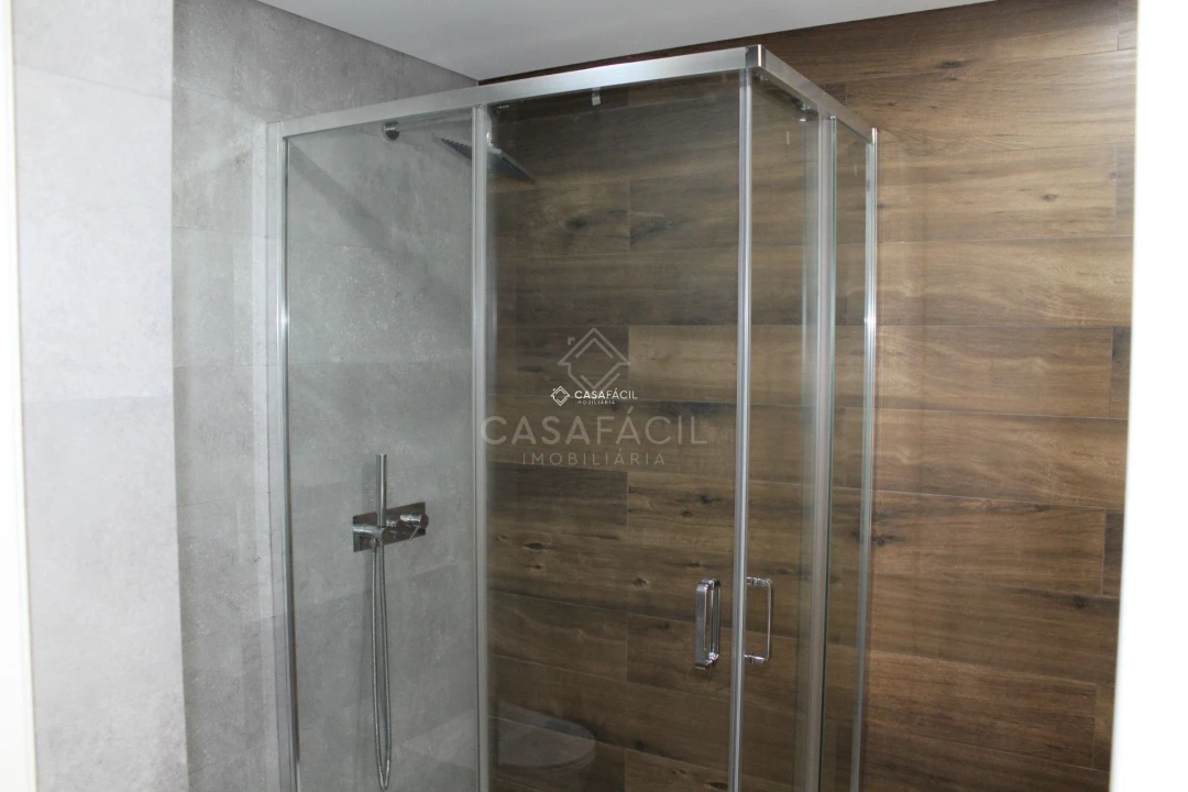 Apartamento T3 para Arrendamento em Alcochete Foto 13