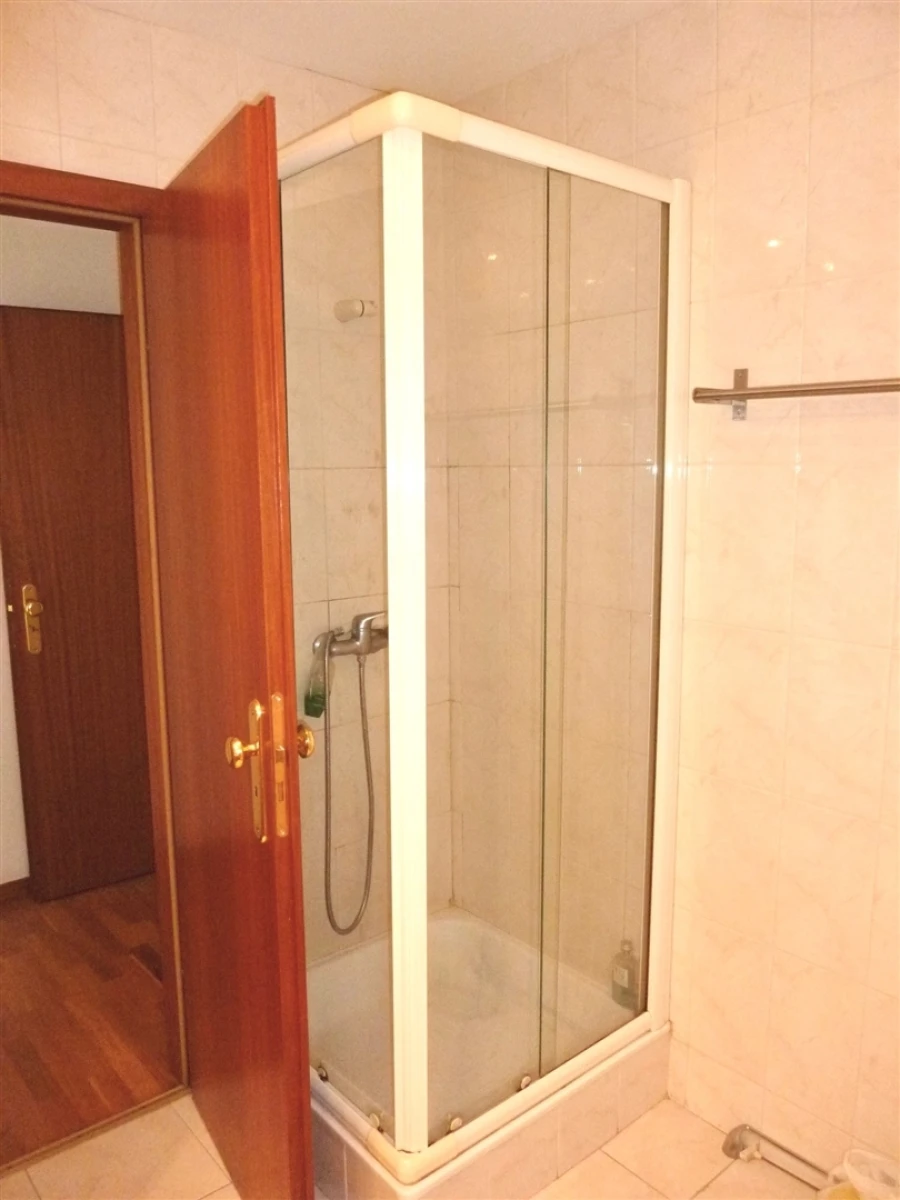 Apartamento T4 para Arrendamento em São Mamede de Infesta e Senhora da Hora Foto 10