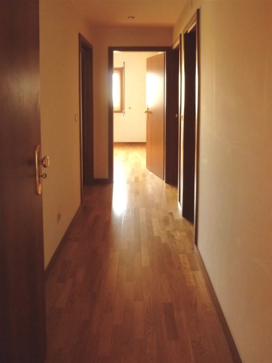 Apartamento T4 para Arrendamento em São Mamede de Infesta e Senhora da Hora Foto 13