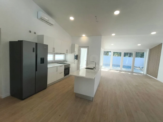 Moradia T3 para Venda em Charneca de Caparica e Sobreda Foto 10