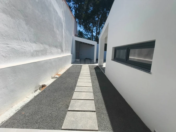 Moradia T3 para Venda em Charneca de Caparica e Sobreda Foto 26