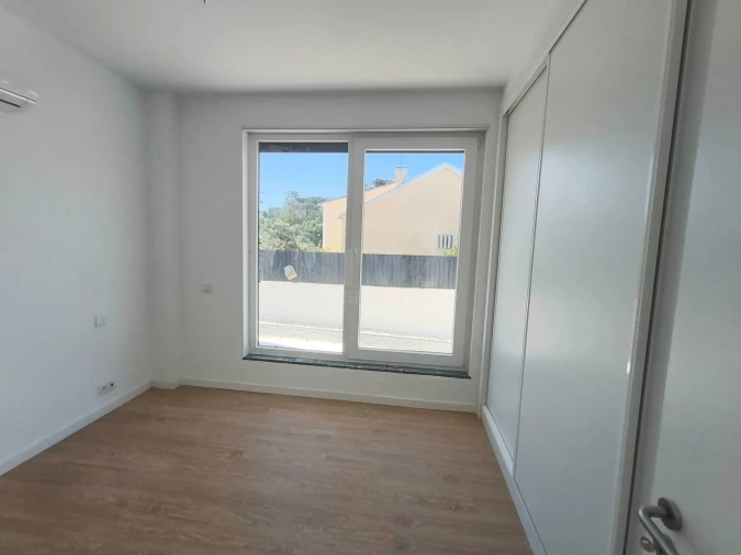 Moradia T3 para Venda em Charneca de Caparica e Sobreda Foto 22