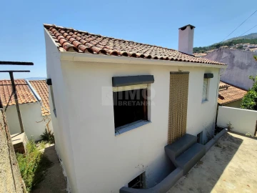 Moradia T3 para Venda em Cantar-Galo e Vila do Carvalho