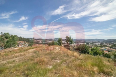 Terreno para Venda em Roriz