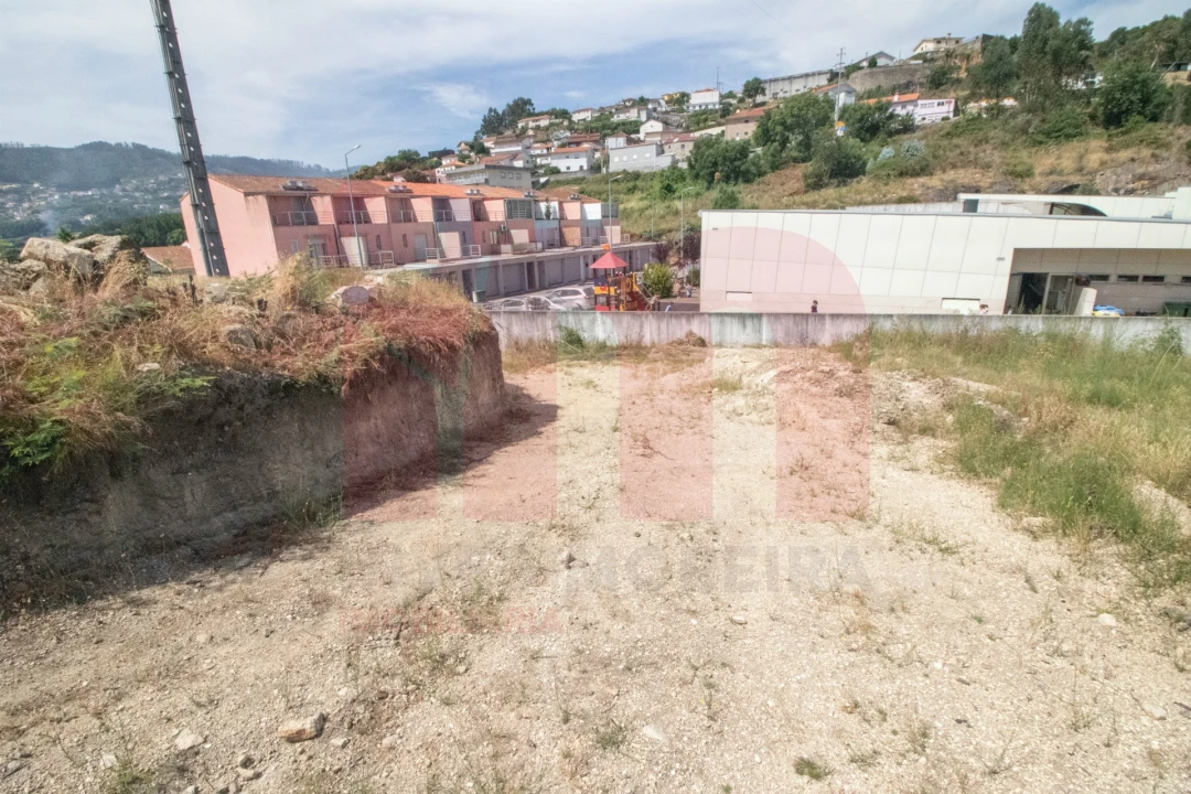 Terreno para Venda em Roriz Foto 15