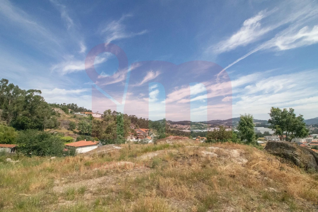 Terreno para Venda em Roriz Foto 8