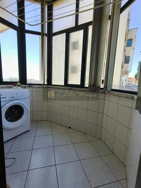 Apartamento T3 para Venda em Repeses e São Salvador