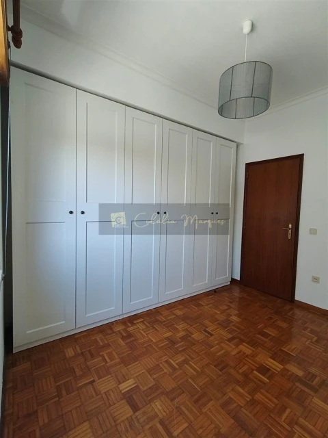 Apartamento T3 para Venda em Repeses e São Salvador
