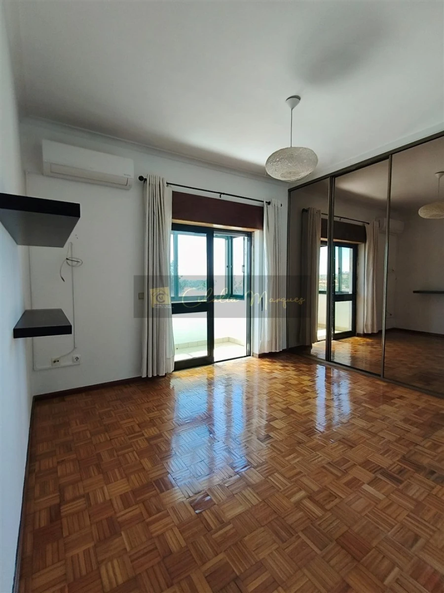 Apartamento T3 para Venda em Repeses e São Salvador Foto 14