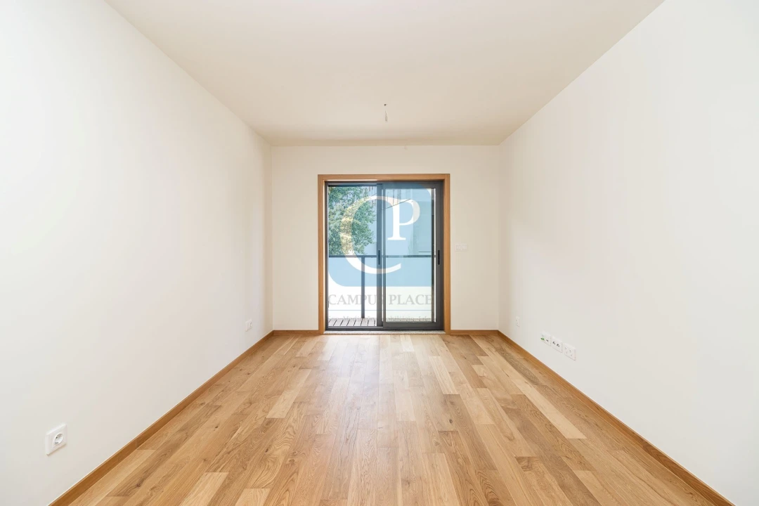 Apartamento T1 para Arrendamento em Paranhos Foto 4