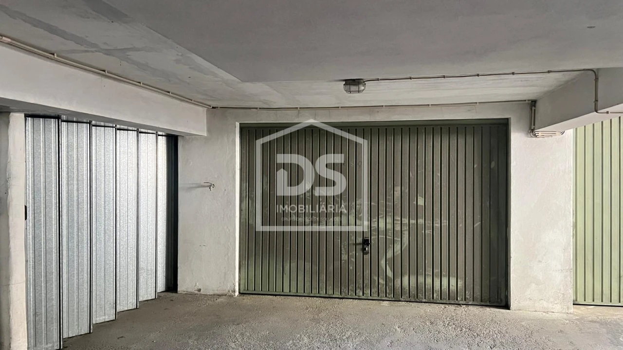 Apartamento T6 para Venda em Viseu Foto 41