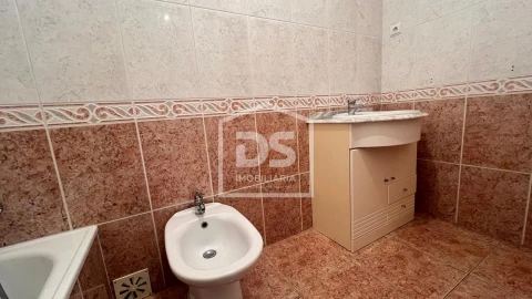 Apartamento T6 para Venda em Viseu