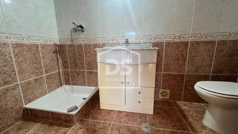 Apartamento T6 para Venda em Viseu