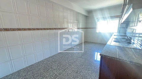 Apartamento T6 para Venda em Viseu