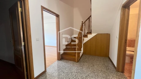 Apartamento T6 para Venda em Viseu