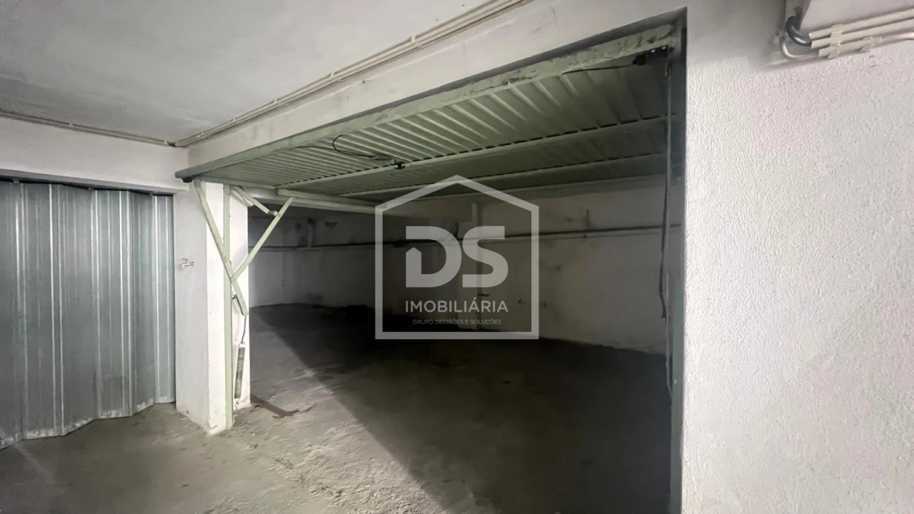 Apartamento T6 para Venda em Viseu Foto 42