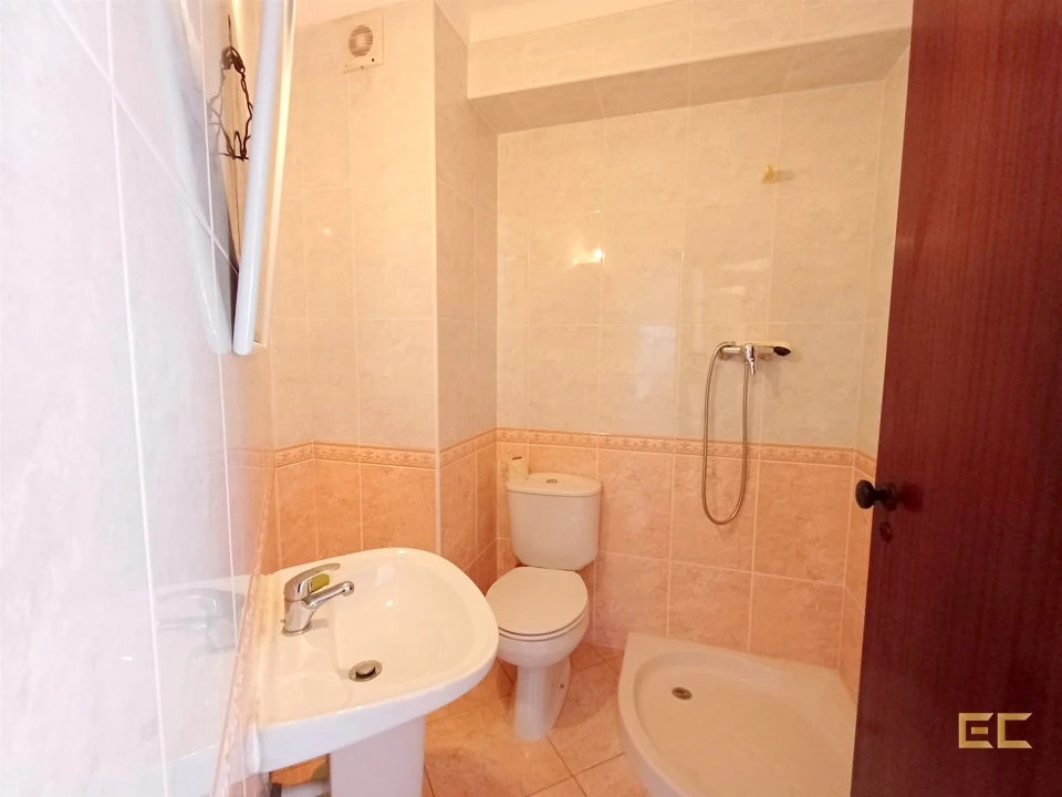 Apartamento T2 para Venda em Buarcos Foto 20