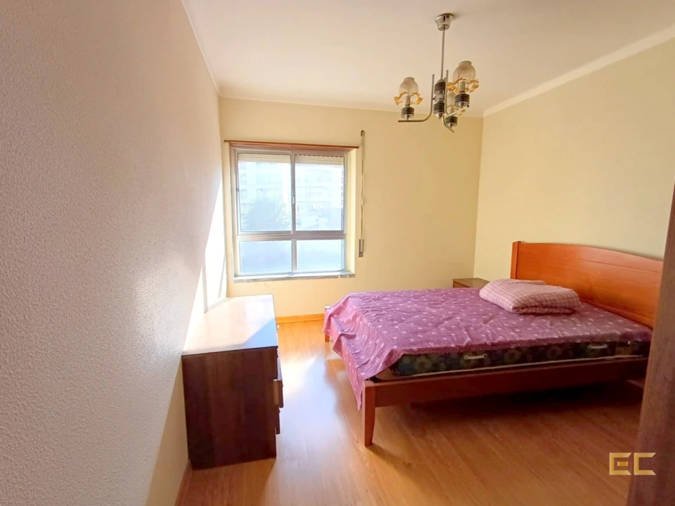 Apartamento T2 para Venda em Buarcos Foto 14