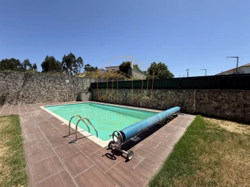 Moradia T4 para Venda em Tavarede