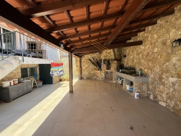 Moradia T4 para Venda em Tavarede