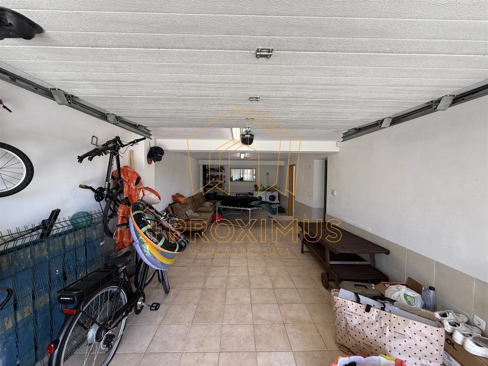 Moradia T4 para Venda em Tavarede Foto 35