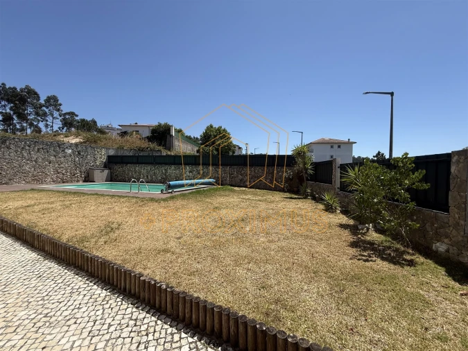 Moradia T4 para Venda em Tavarede Foto 3