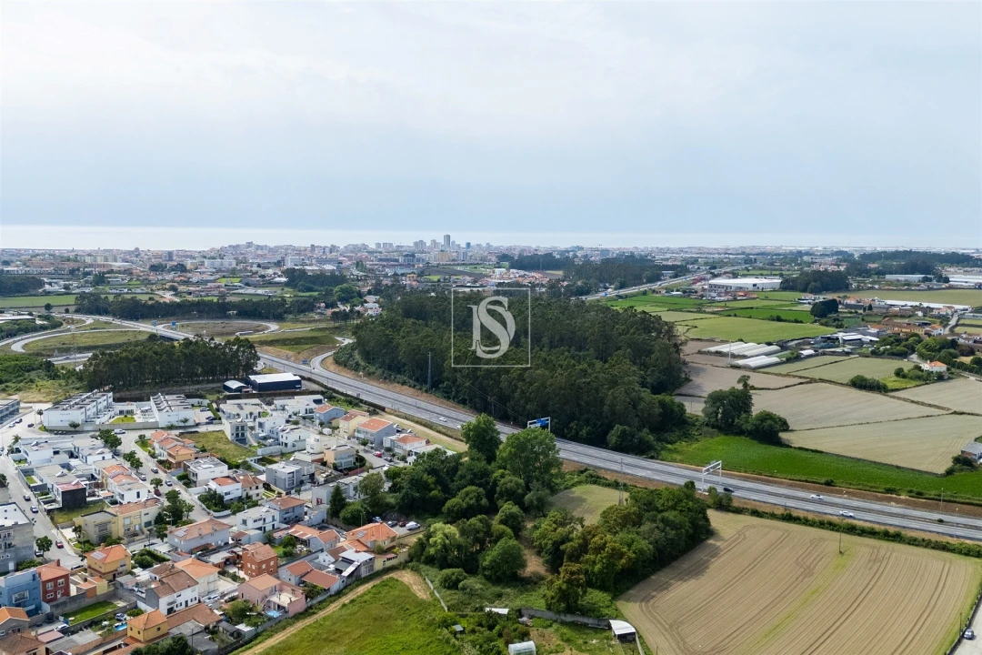 Terreno para Venda em Touguinha e Touguinhó Foto 18