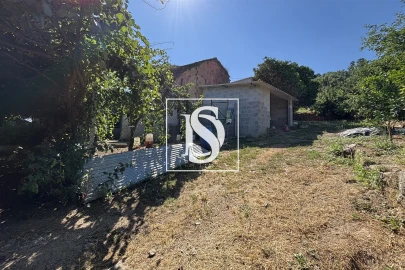 Terreno para Venda em Santiago de Besteiros