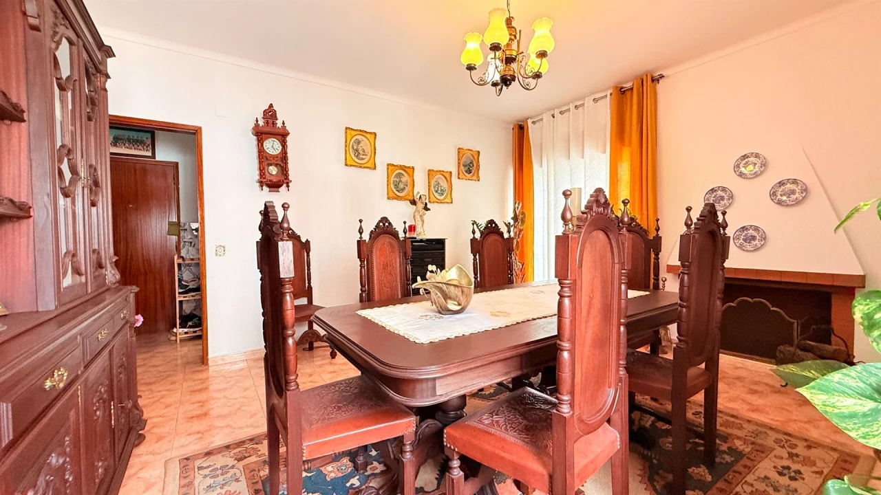 Apartamento T3 para Venda em Moita Foto 3