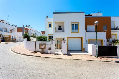Moradia T3 para Venda em Tavira (Santa Maria e Santiago)