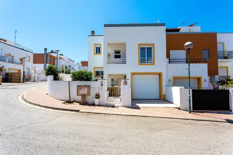 Moradia T3 para Venda em Tavira (Santa Maria e Santiago) Foto 5
