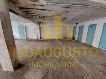 Garagem para Arrendamento em Guarda