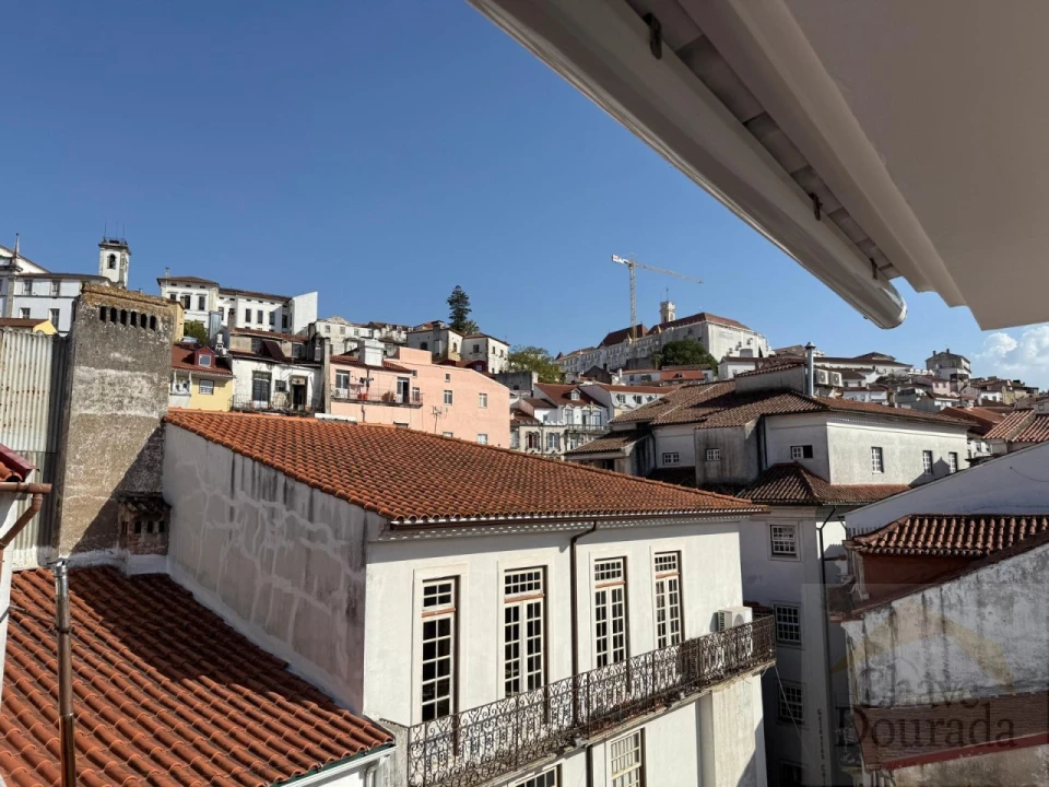 Prédio para Venda em Sé Nova, Santa Cruz, Almedina e São Bartolomeu Foto 1