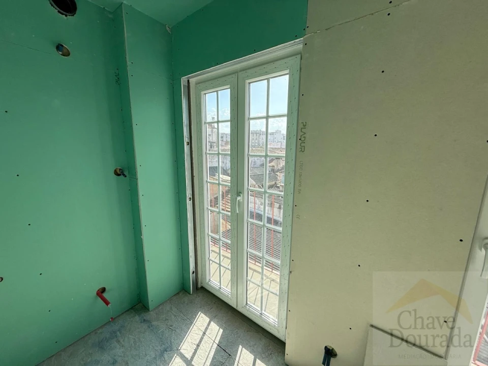 Prédio para Venda em Sé Nova, Santa Cruz, Almedina e São Bartolomeu Foto 7