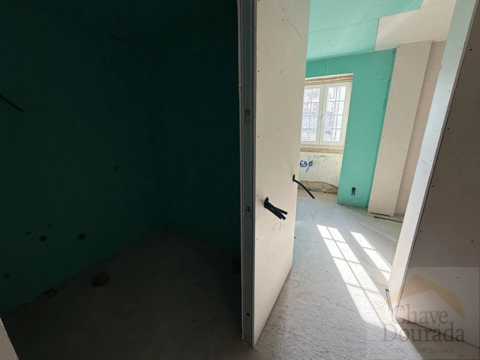 Prédio para Venda em Sé Nova, Santa Cruz, Almedina e São Bartolomeu Foto 12