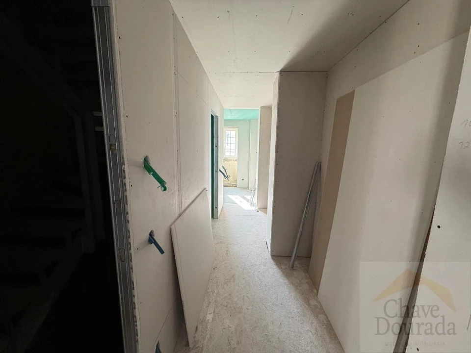 Prédio para Venda em Sé Nova, Santa Cruz, Almedina e São Bartolomeu Foto 15