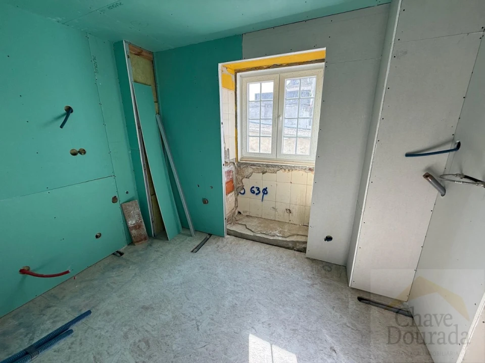 Prédio para Venda em Sé Nova, Santa Cruz, Almedina e São Bartolomeu Foto 18