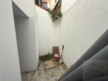 Prédio para Venda em Sé Nova, Santa Cruz, Almedina e São Bartolomeu