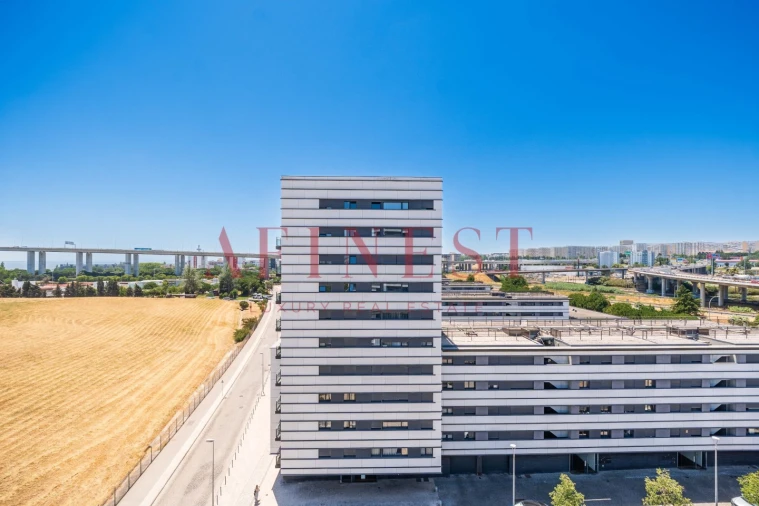 Apartamento T2 para Venda em Parque das Nações Foto 2