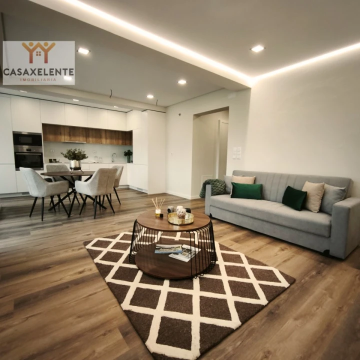 Apartamento T3 para Venda em Benfica Foto 8