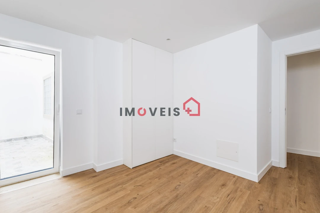 Apartamento T1 para Venda em Leiria, Pousos, Barreira e Cortes Foto 8